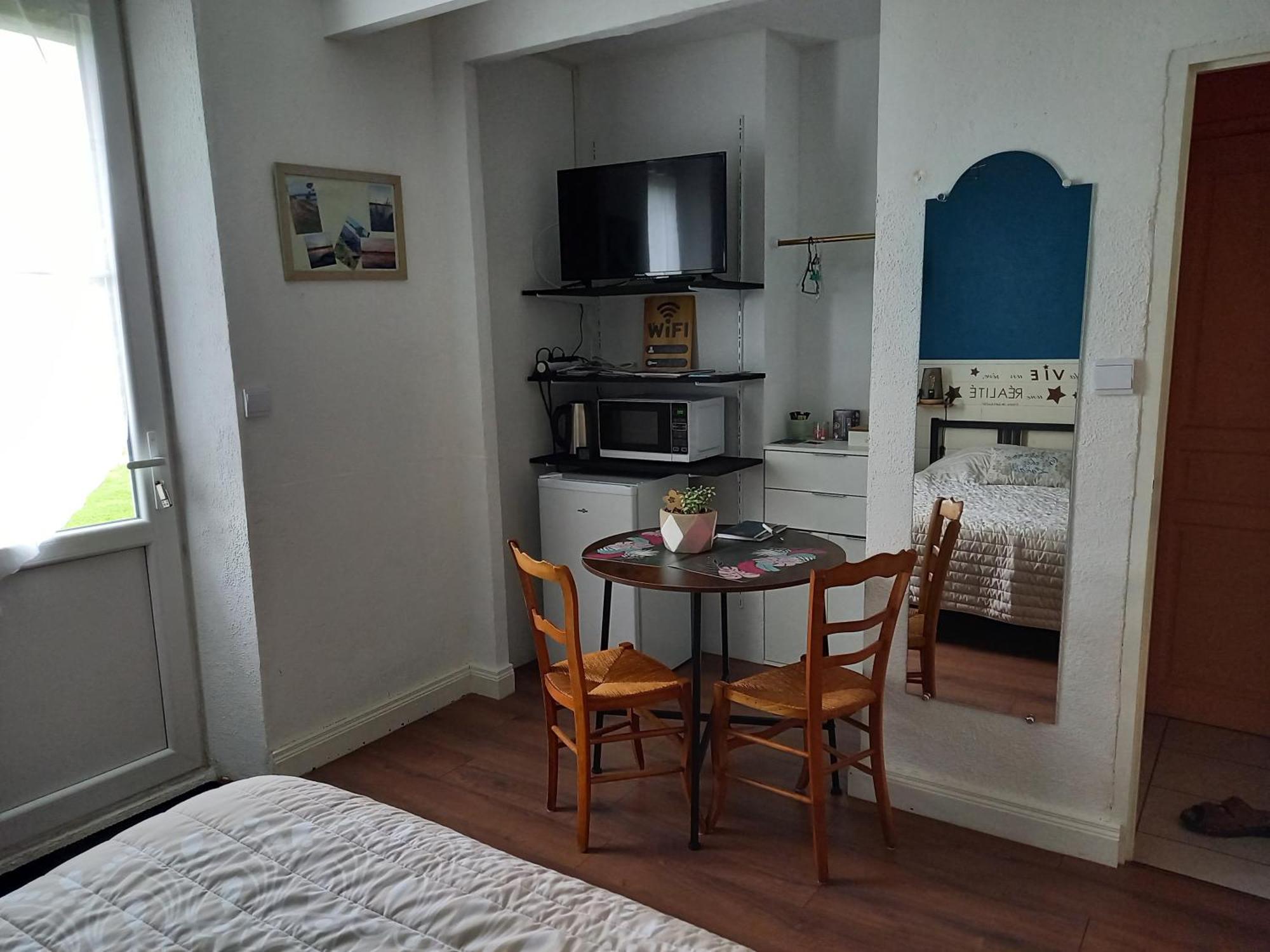 Bed and Breakfast Lorali Blaison-Saint-Sulpice Exterior foto