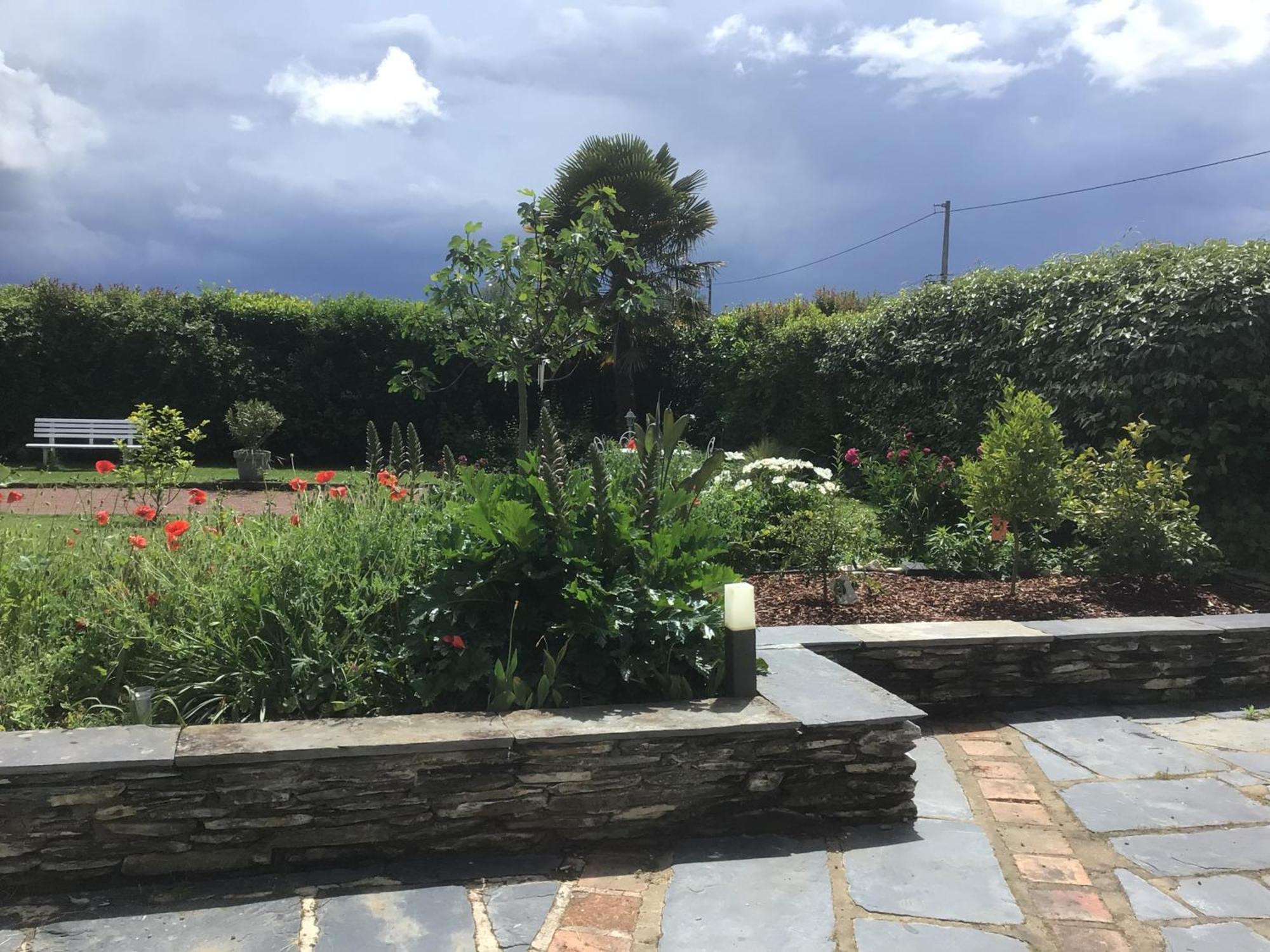 Bed and Breakfast Lorali Blaison-Saint-Sulpice Exterior foto